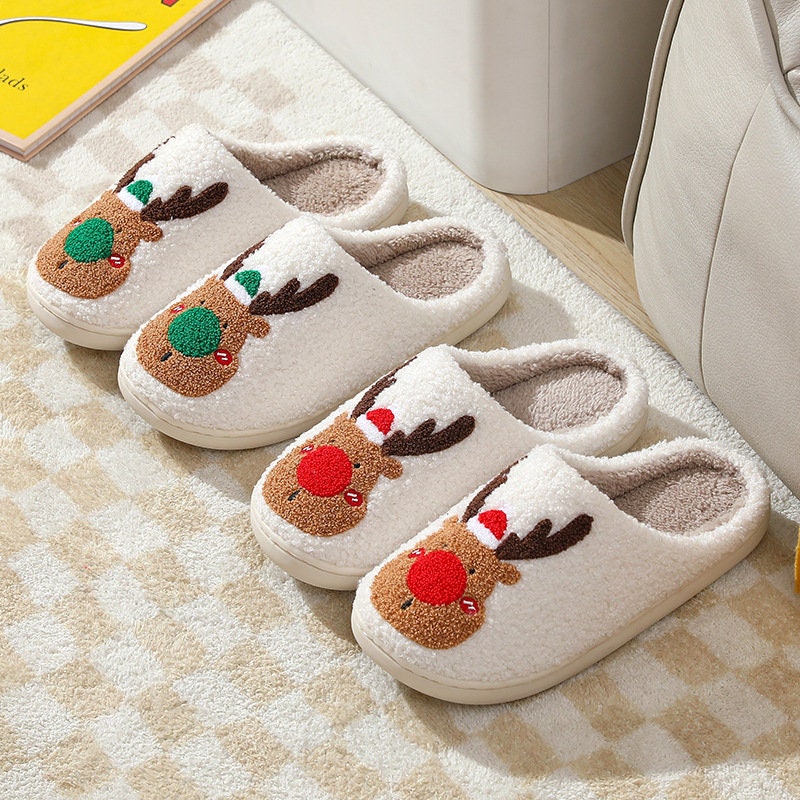 Christmas Slippers Reindeer Slippers Fluffy Slides Cute Womens Comfortable Smile Merry Christmas Holiday Cozy
