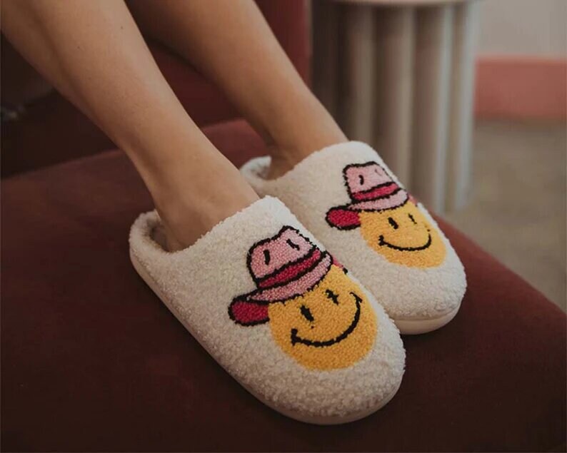 Smiley Face Cowgirl Slippers Fluffy Cushion Slides Cute Womens Comfortable Smile Slippers Smile Slides Nashville Country